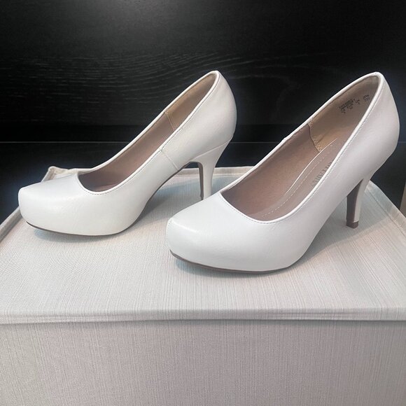 DREAM PAIRS Tiffany Women's Classic Versatile Low Stiletto Heel - Size 5 - Picture 4 of 8